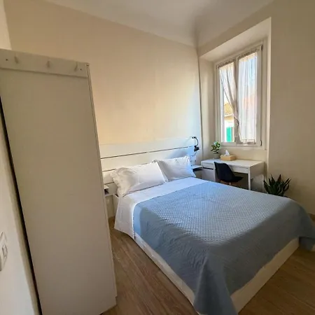 La Casa Di Gazi بيت ضيافة